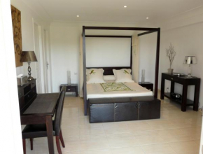 Chambre Figuieres 2 personnes avec piscine partagée